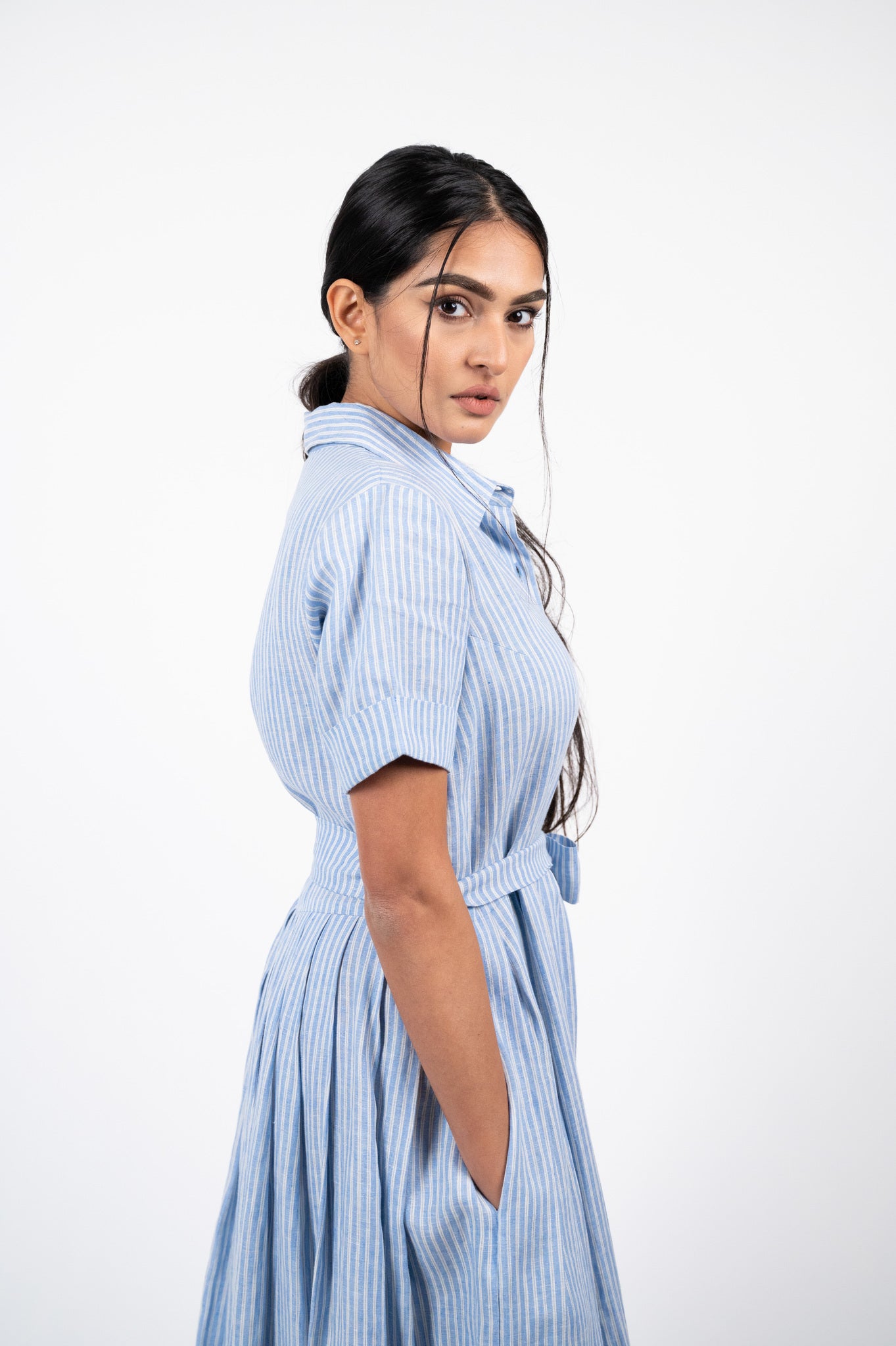 ARI DRESS IN STRIPED LINEN